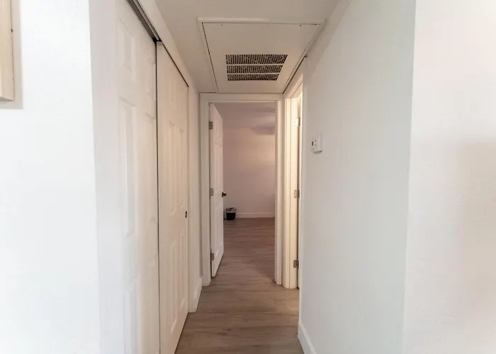 Phx 1 Bedroom Unit Close To Airport & Hospitals Apartment *