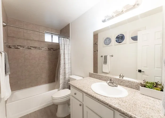 Apartment Phx 1 Bedroom Unit Close To Airport & Hospitals *