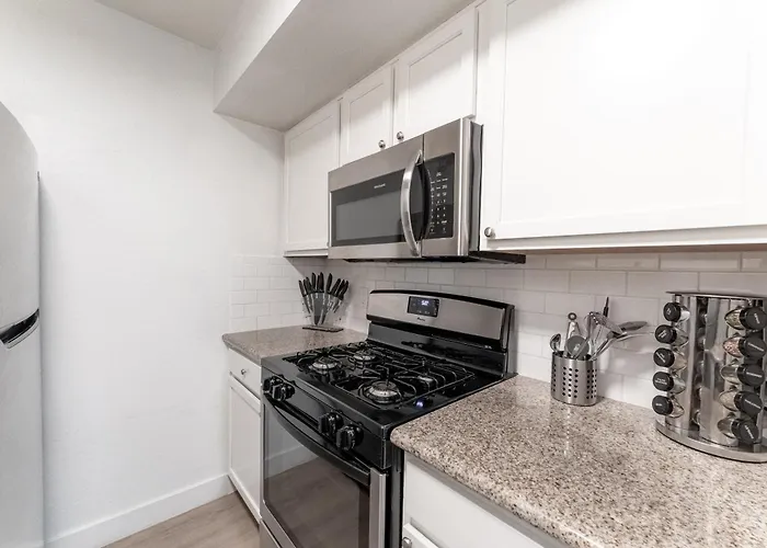 Phx 1 Bedroom Unit Close To Airport & Hospitals Phoenix